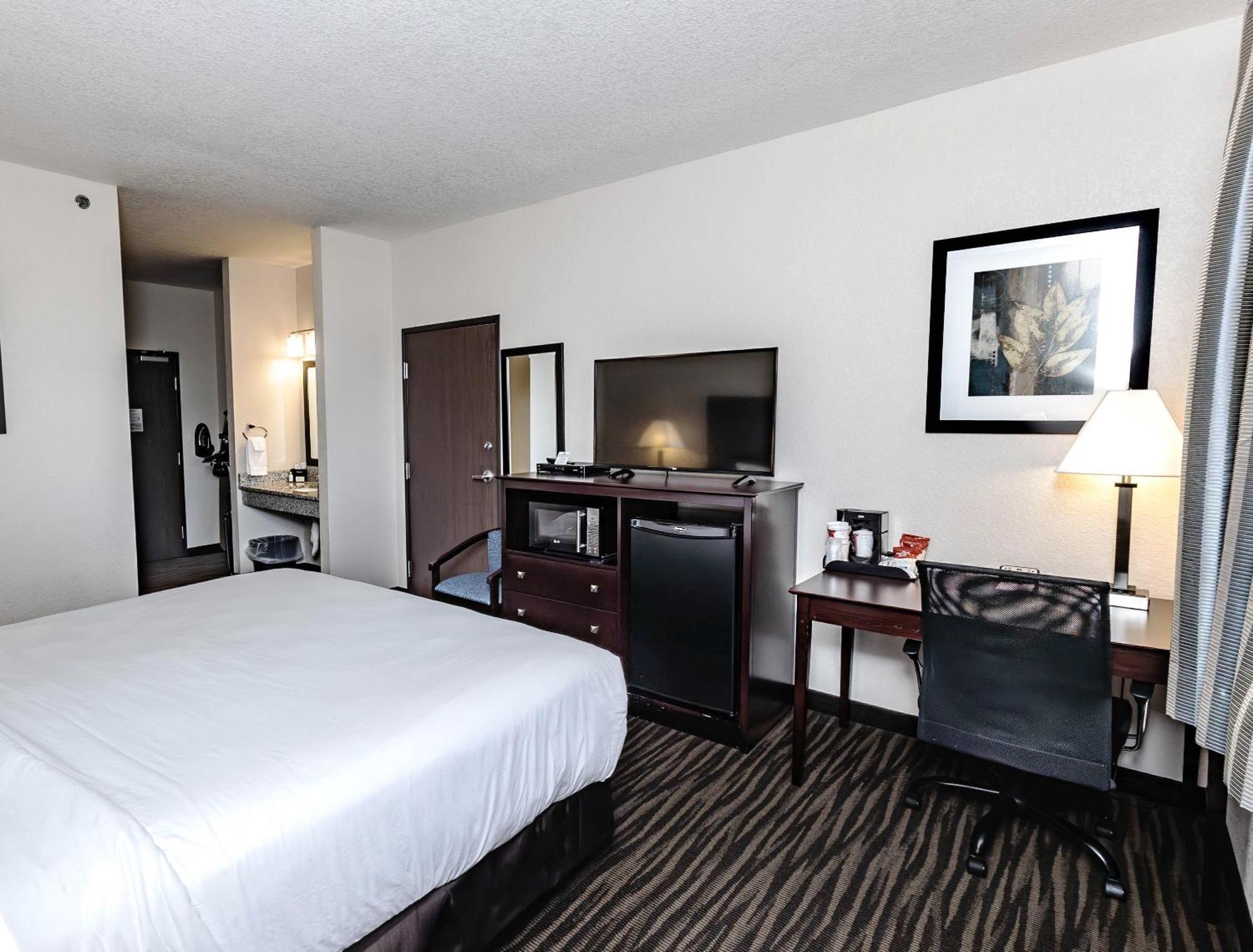 Cobblestone Inn & Suites Maryville Exterior photo
